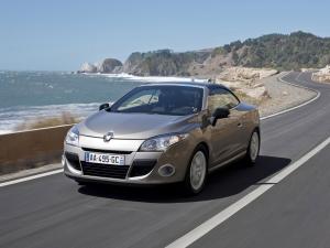 Renault Megane CC 2010 года